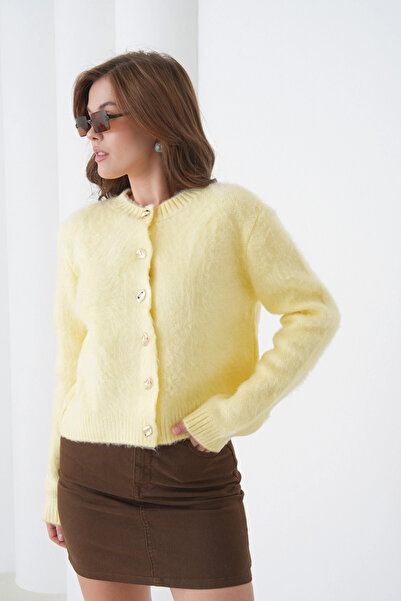 Park Karon Women's Crew Neck Button Detailed Soft Textured Fleece-Lined Knitwear Jacket