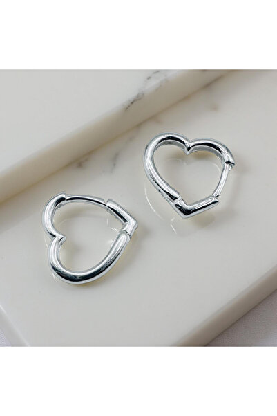 ZEY 925 Ayar Gümüş Kalp Şeklinde Kadın Hediyelik Küpe