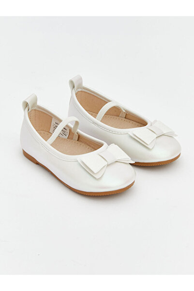 LC Waikiki حذاء باليرينا للفتيات الصغيرات بتفاصيل فيونكة