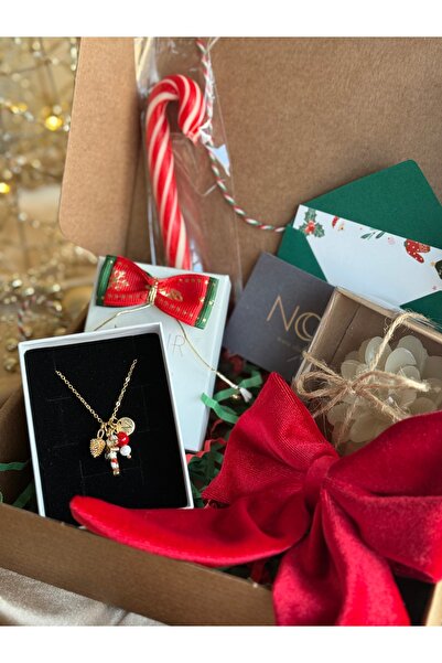 Nour Co Yılbaşı Kolye Kurdele Toka Şeker Mum Hediye Kutusu