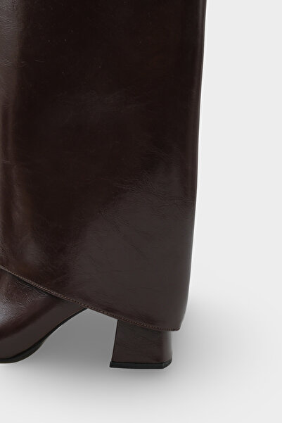 sermoda Dust Cover Detailed Detachable Attachment Boots Heeled Pointed Toe Zippered Women's Boots Brown