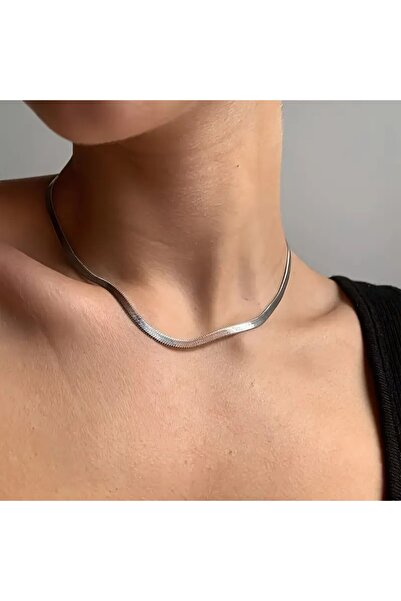 Tasarım قلادة فولاذية إيطالية الطراز بعرض 0.3 مم وطول 45 سم فضية اللون