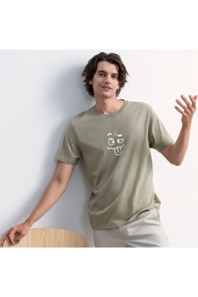 Giordano Men's Slim Fit Cotton Jersey Message Print Tee