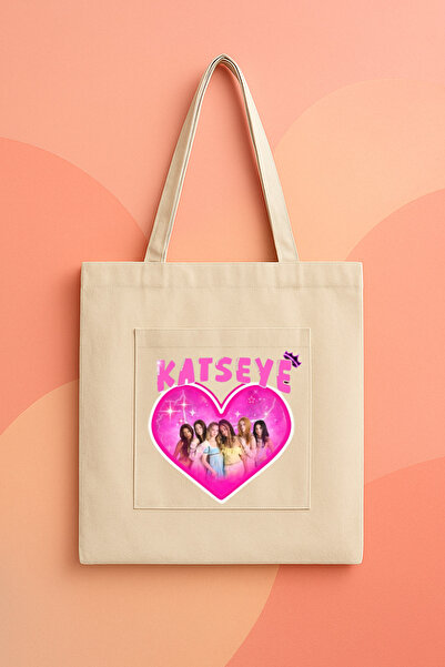 lovver DESIGN GRUPUL KATSEYE, IMPRIMARE PREMIUM, GEANTĂ DE UMĂR DIN PÂNZĂ 100...