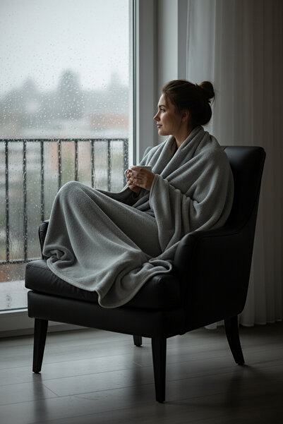 Senpai Evoria Wellsoft Plush Double Tv Blanket 200X220Cm |   Light Grey