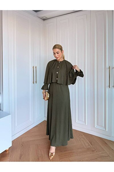 Goddy Rochie plisată cu vestă tip pelerină