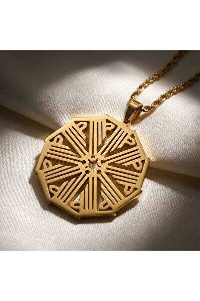 Fstyle A luxurious gold necklace with an octagonal geometric design - modern Arabic calligraphy with a braided chain