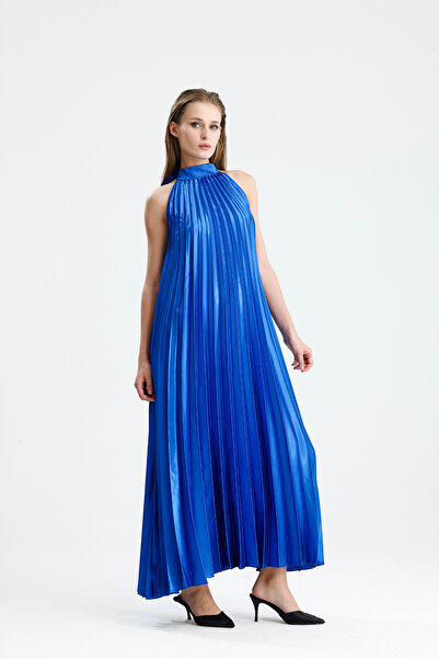 Sense Σατέν μάξι φόρεμα με ψηλό λαιμό και λεπτομέρεια πλισέ | Elb34513 μπλε κοβαλτίου