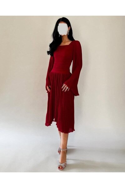 diarafashionsa "Enrichment" chiffon dress with wide sleeves