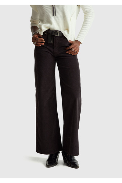 United Colors of Benetton Women's black cotton blend wide leg velvet trousers with logo label on the back