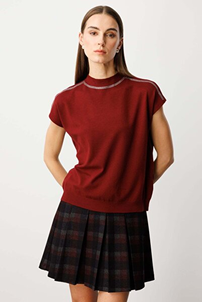 ON بلوزة تريكو بأكمام قصيرة مطرزة بالحجر