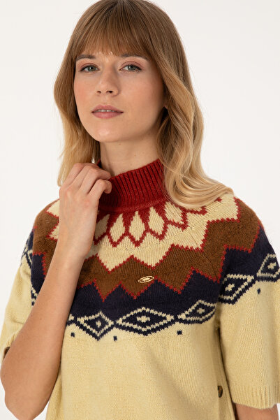 U.S. Polo Assn. Women's White Sweater 50310064-Vr110