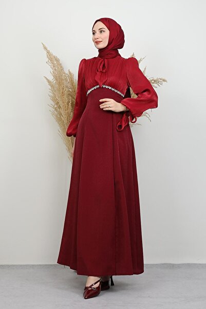 GİYZAMİLA Βραδινό φόρεμα με λεπτομέρεια από πέτρα Tanyeli Βουργουνδία