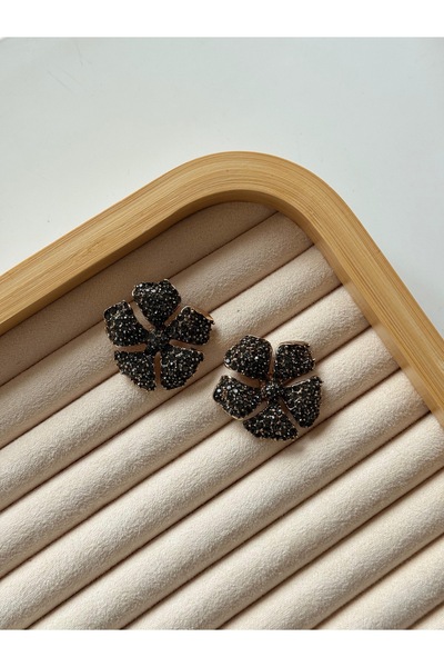 maieaccessoriess أقراط نسائية