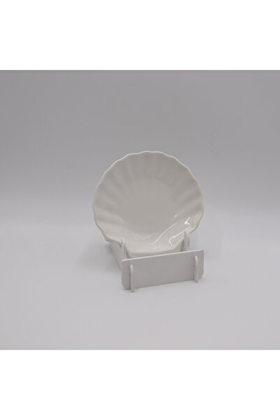 Aj Porcelain White ceramic 5" shell dish