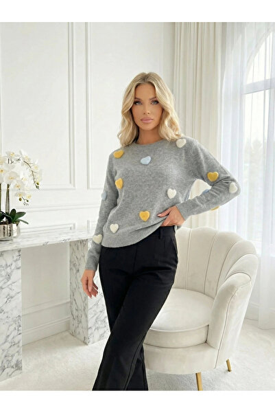 UniqueStore.ro Gray knit sweater with 3D applique hearts