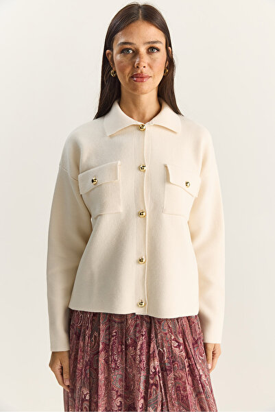 Bianco Lucci Γυναικεία πλεκτή ζακέτα με χρυσά κουμπιά με λεπτομέρεια τσέπης TH251074 60283884