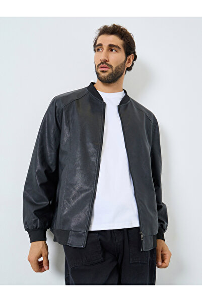 Styli Men Relaxed Fit Leather Look Jacket with Zip