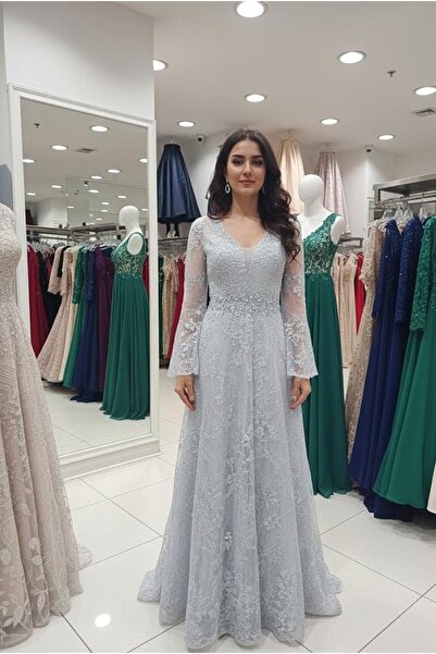 dantil فستان سهرة دانتيل سماوي مزين بالورود