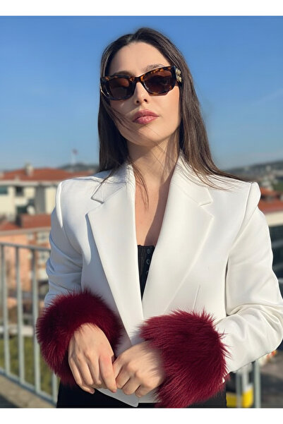 Mollycrush Women's Faux Fur Arm Cuffs – Model with Arm Accessories