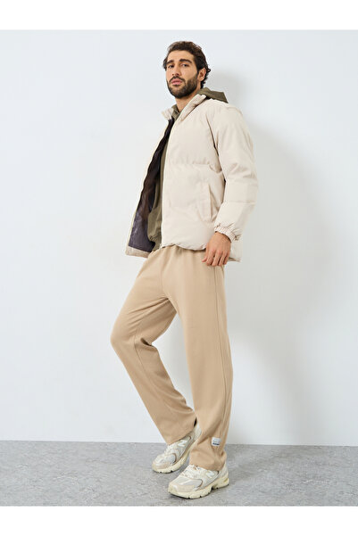 Styli Men Off White Plain Oversized Puffer Jacket