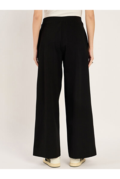 Femmella By Styli Black Wide Leg Trackpant