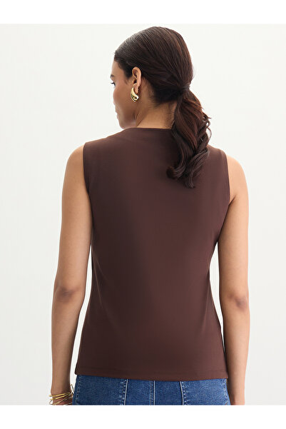 Femmella By Styli Coffee Brown Square Neck Sleeveless Top