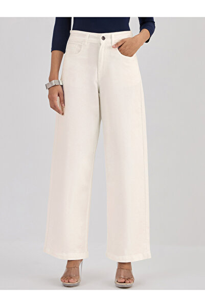Femmella By Styli White Mid-Rise Straight Leg Jeans