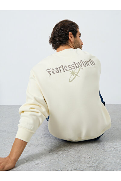 Styli Boxy Fit Back Slogan Embroidered Sweatshirt