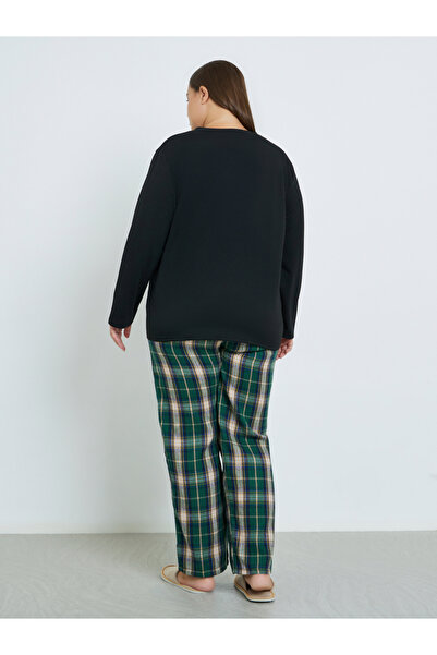 Styli Plus Size Solid V Neck T-Shirt and Check Pyjama Set