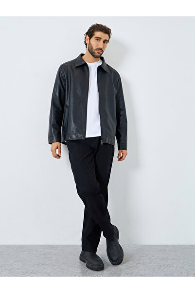 Styli Men Relaxed Fit Leather Look Jacket with Collar