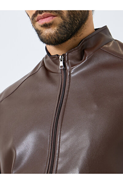 Styli Men Relaxed Fit Leather Look Jacket with Zip
