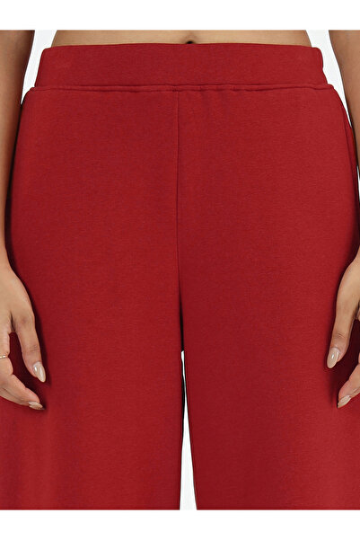 Femmella By Styli Red Straight Fit Fleece Trackpants