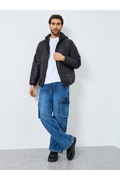 Styli Men Black Oversized Puffer Jacket with Hood