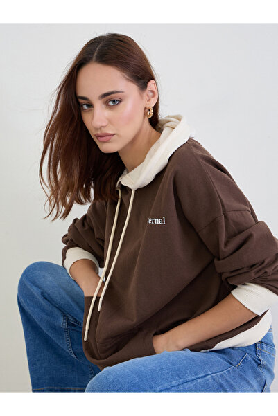 Styli هودي قصة فضفاضة ألوان متباينة بني