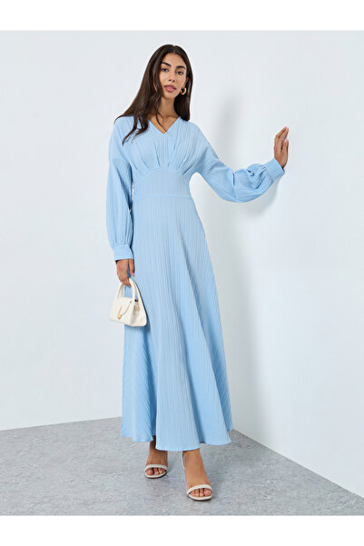 Styli فستان ماكسي أزرق بتفاصيل مطوية