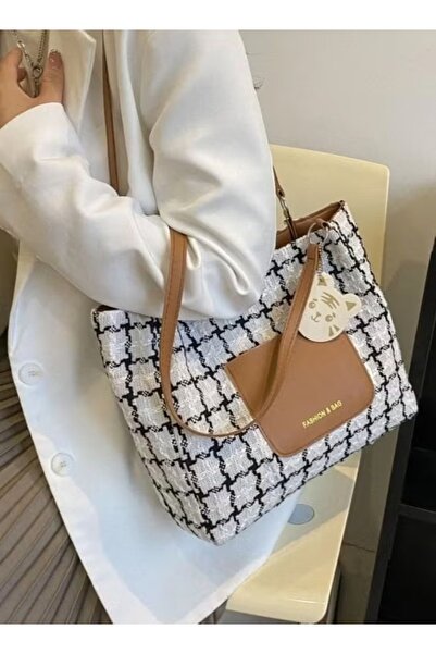 Generic Retro Plaid Tote Bag with small ornaments,Large Canvas Handbag,Shoulder Bag for Work Travel