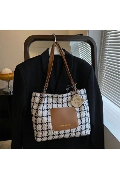 Generic Retro Plaid Tote Bag with small ornaments,Large Canvas Handbag,Shoulder Bag for Work Travel