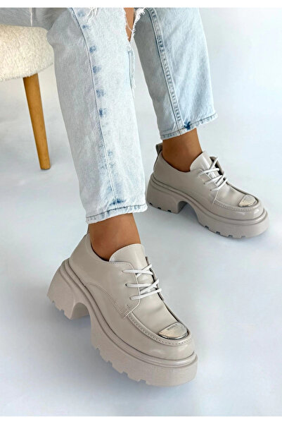 ZENGEZUR MALL Sptrns Kiya Beige Patent Leather Wedge Heel Oxford Shoes (142706) (Size: 36)