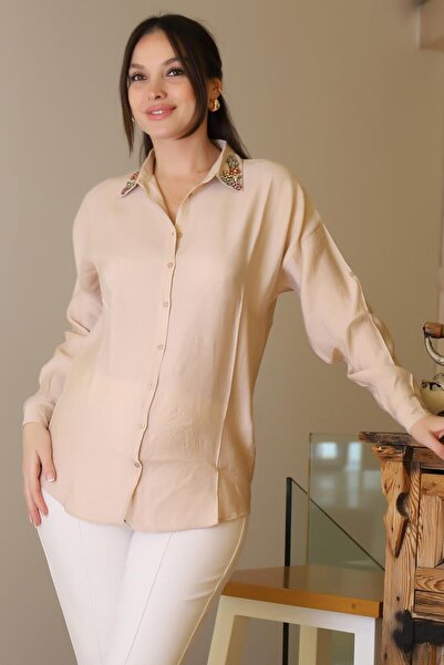 Nazen Giyim YAKASI BONCUK İŞLEMELİ BEJ KADIN GÖMLEK 3210-2Y5