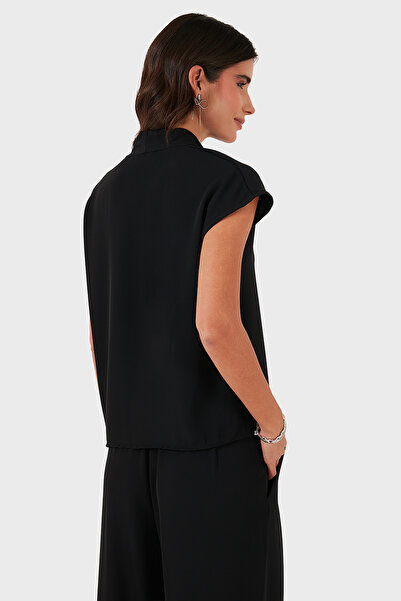 Via Dante Relaxed Fit V-Neck Short-Sleeved Blouse Blouse 268755088