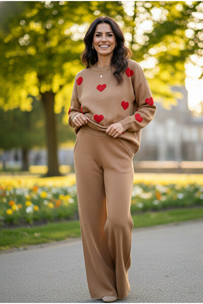 YusGos Women's Long Sleeve Heart Pattern Crew Neck Knitwear Sweater Pants Set