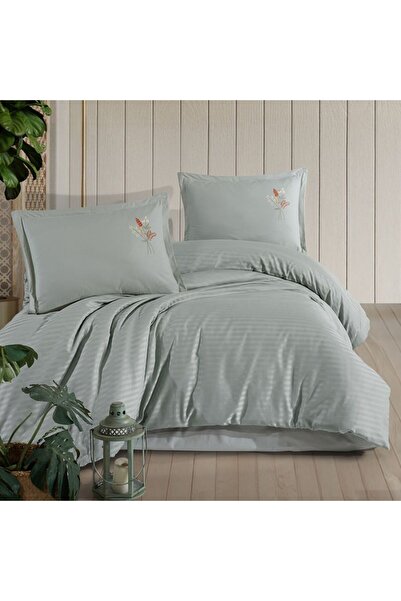 Aran Clasy Double Classy Panna Mint Embroidered Bedding Set
