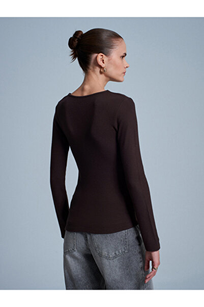 Dilvin 32194 Long Sleeve Gathered Top-Dark Brown