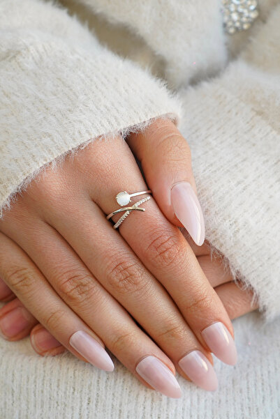 The Collection Set of 2 Modern Bow and Solitaire Detailed Form Vip Silver Rings