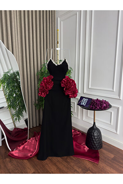 Generic Original Crepe Ferrari evening dress - Jazar embroidered with roses and a flared skirt - in black and red