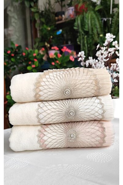A.Z.H. (3Rd Set) 50X90 Cm. Gilded Lace Velvet Texture Pleated Hand and Face Luxury Towel Set