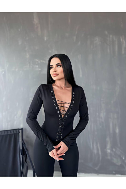 Pretty women's jumpsuit with drawstring