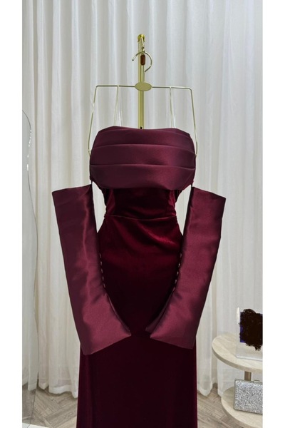 Diva style Korean velvet evening dress with taffeta sleeves and Mikado