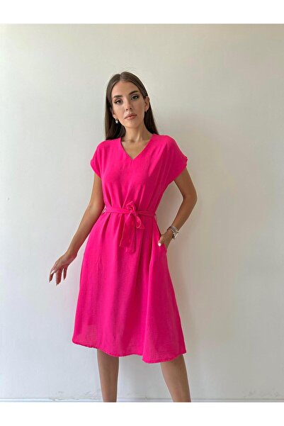 SEDA FİDAN BOUTIQUE فستان كتان أيروبين بحزام وردي